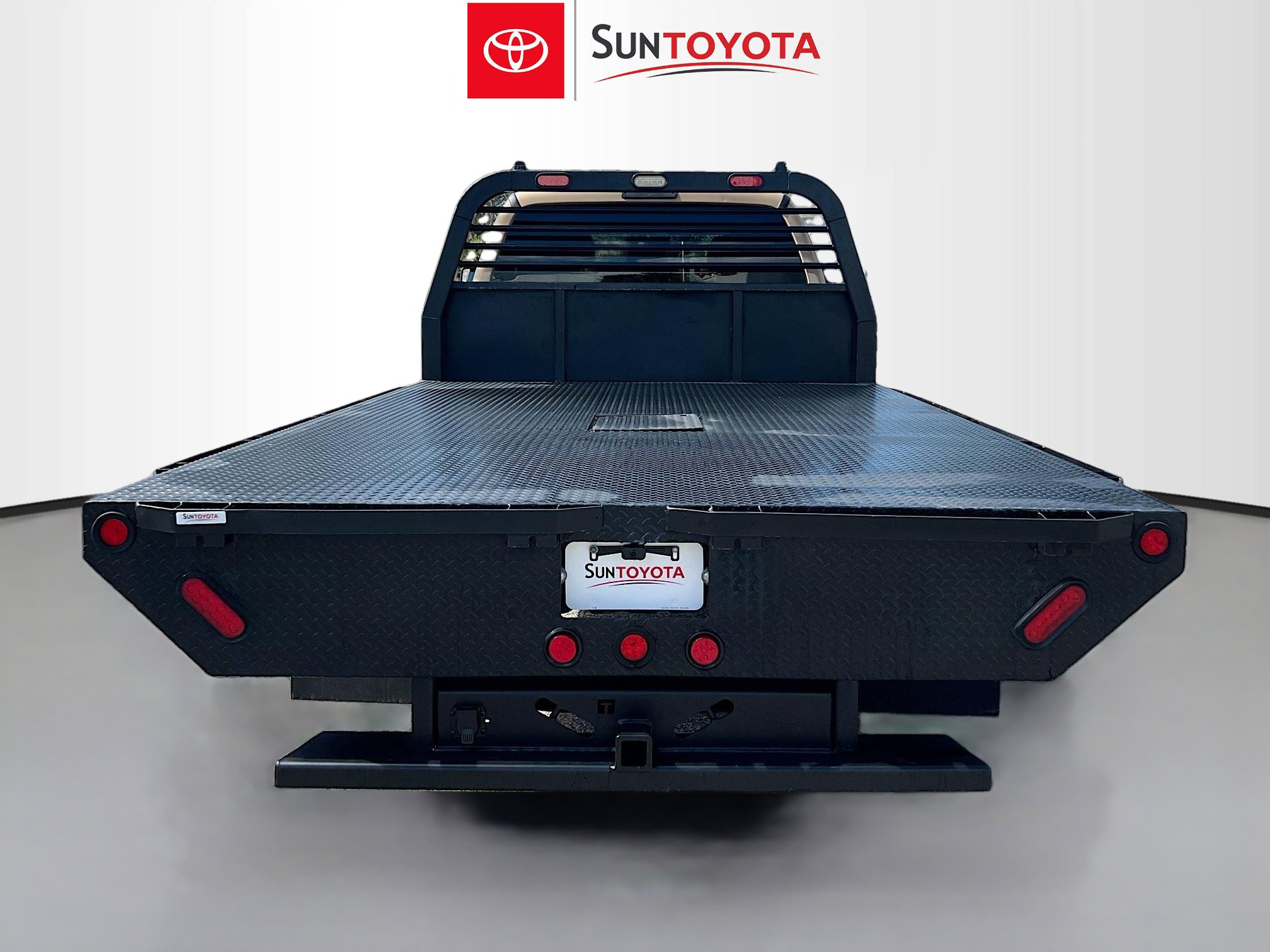 Used 2015 Ford F450 XL w/ Snow Plow Prep Package image 4