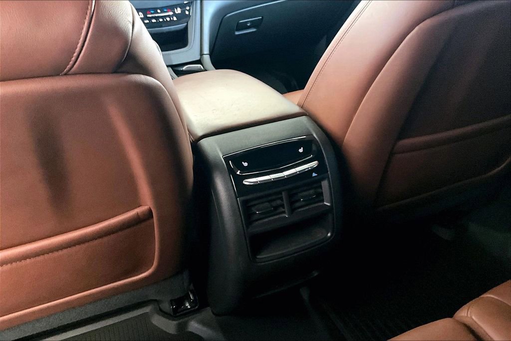 Used 2023 Cadillac XT5 Premium Luxury w/ Technology Package FWD image 13