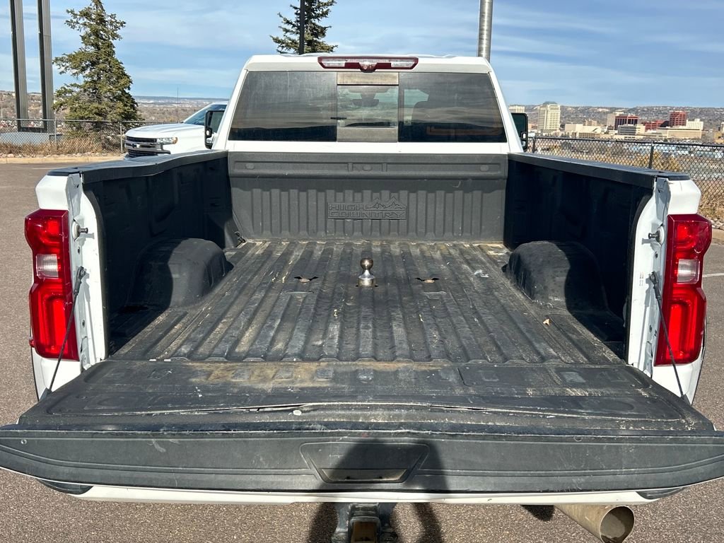 Used 2021 Chevrolet Silverado 3500 High Country w/ LPO, Hitch Package image 5