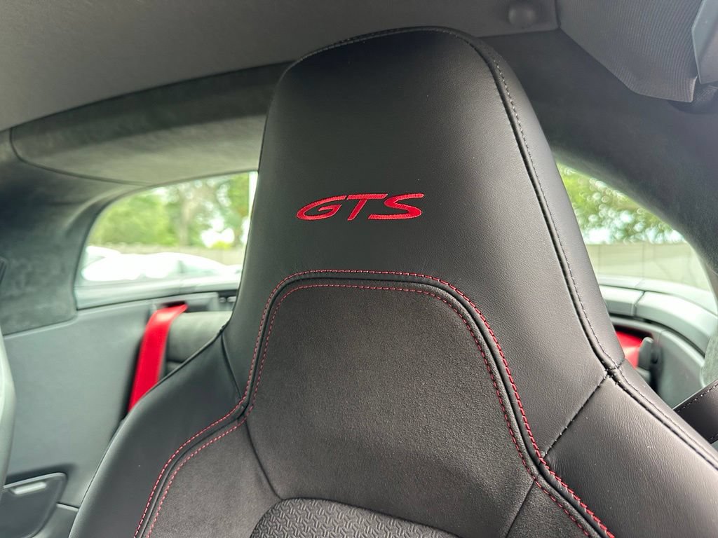 Certified 2026 Porsche 911 Targa 4 GTS AWD/4WD image 24