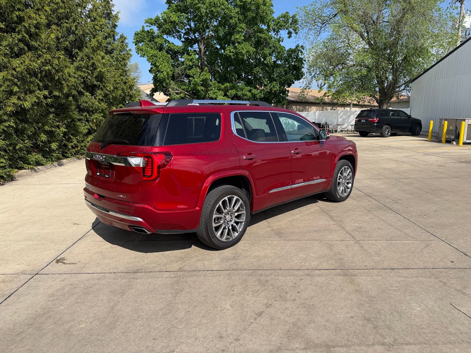 Used 2023 GMC Acadia Denali w/ Denali Ultimate Package AWD/4WD image 30