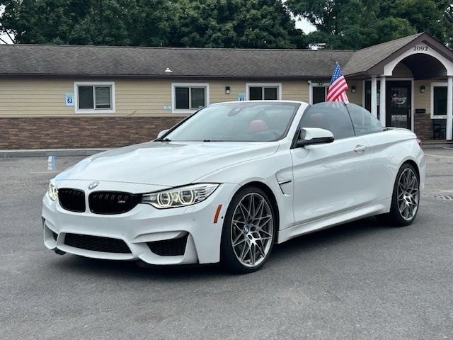 Used 2017 BMW M4 Convertible RWD image 1