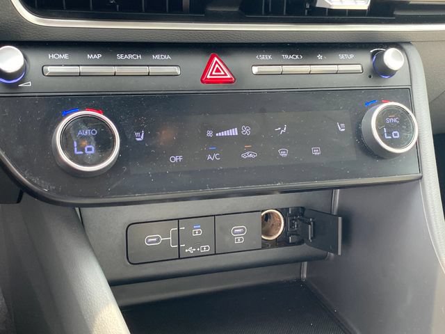 Used 2025 Hyundai Sonata SEL FWD image 13