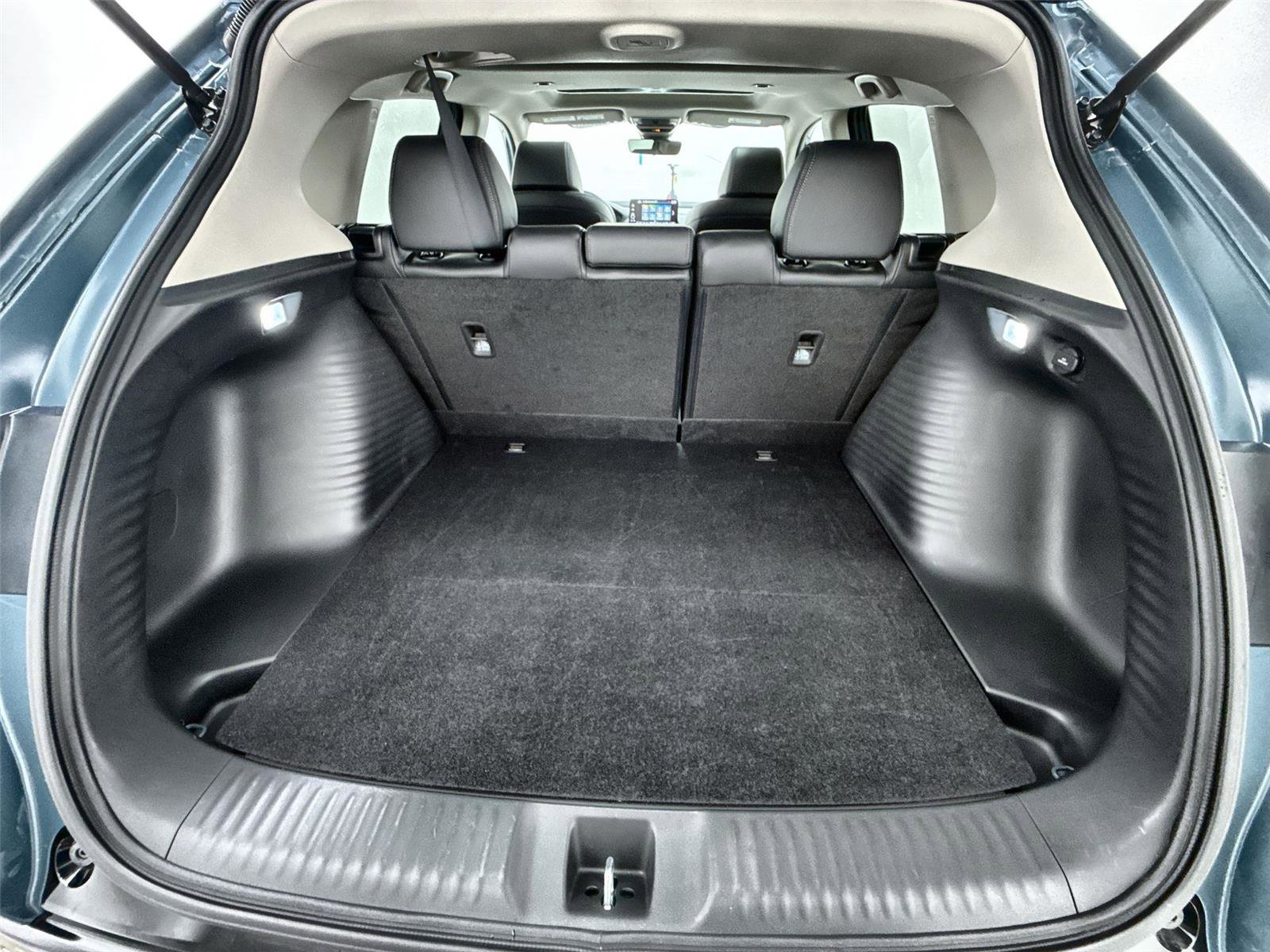 Certified 2025 Honda HR-V EX-L image 33