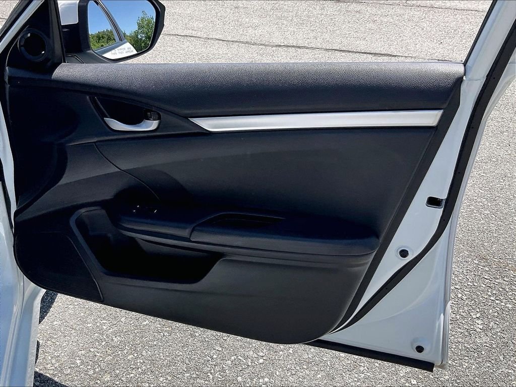 Used 2020 Honda Civic Sport image 12