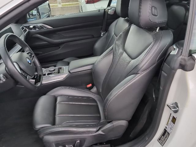 Used 2025 BMW 430i Convertible image 9