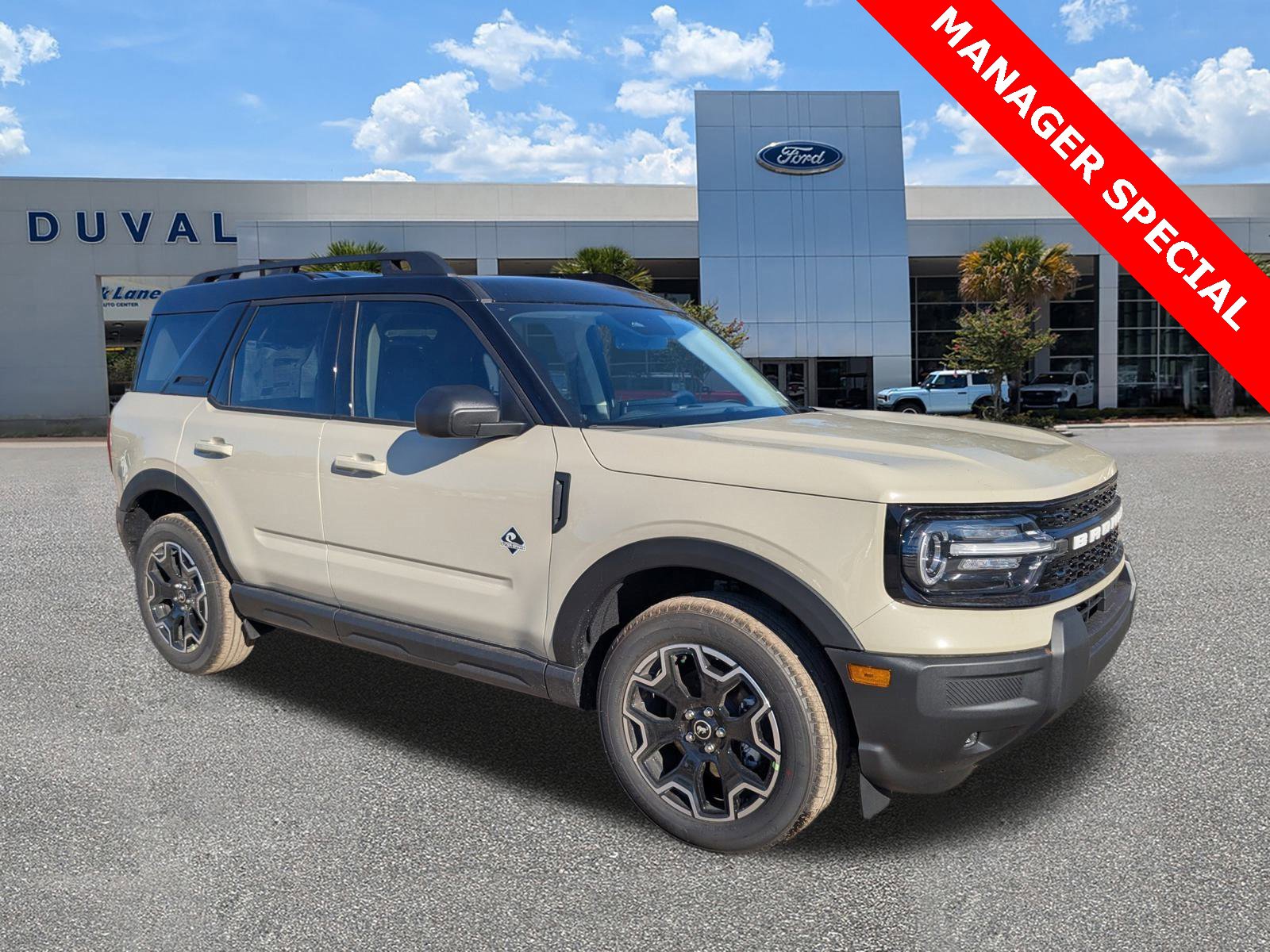 New 2025 Ford Bronco Sport Outer Banks image 2