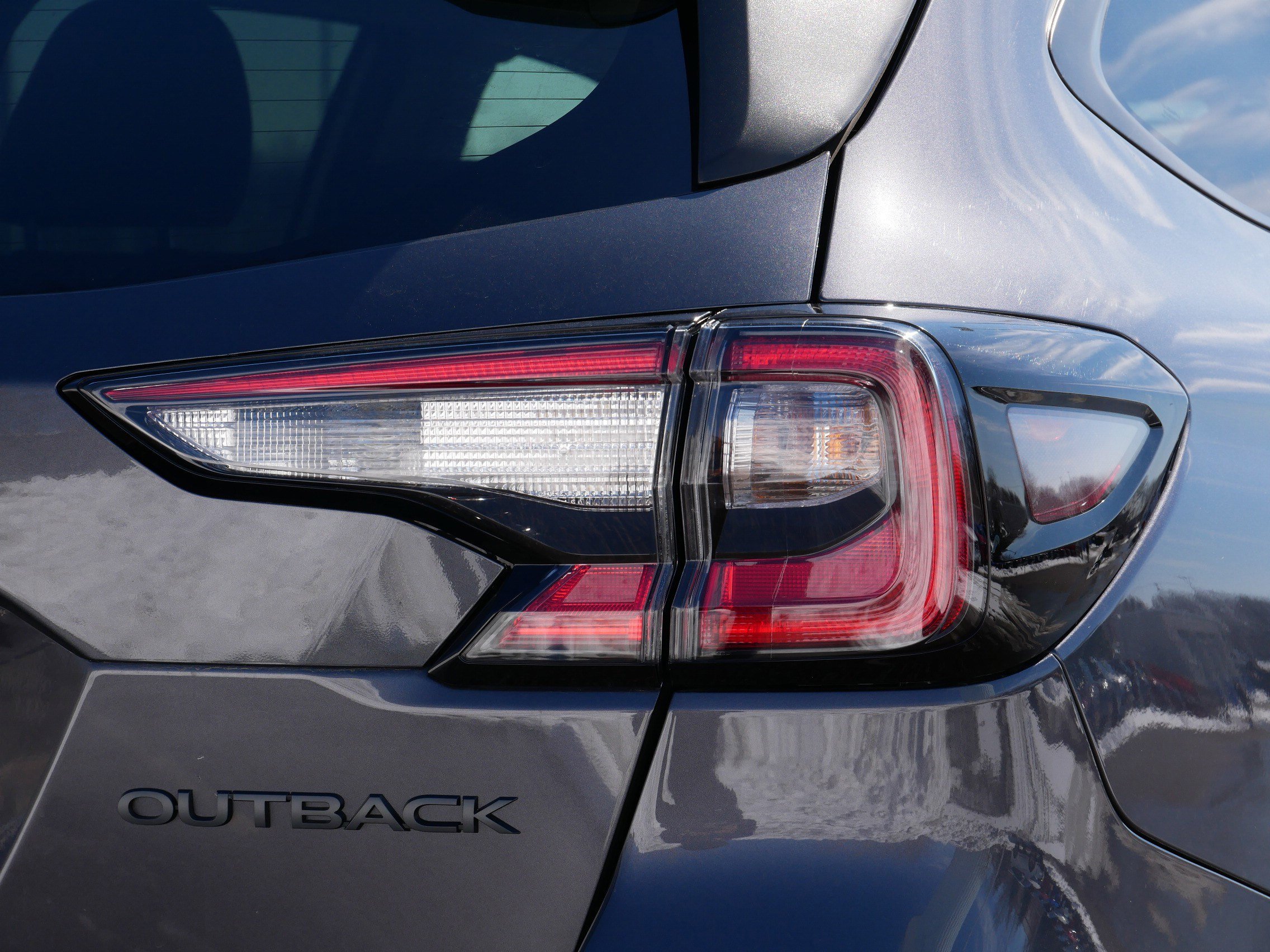 Used 2025 Subaru Outback Onyx Edition image 17