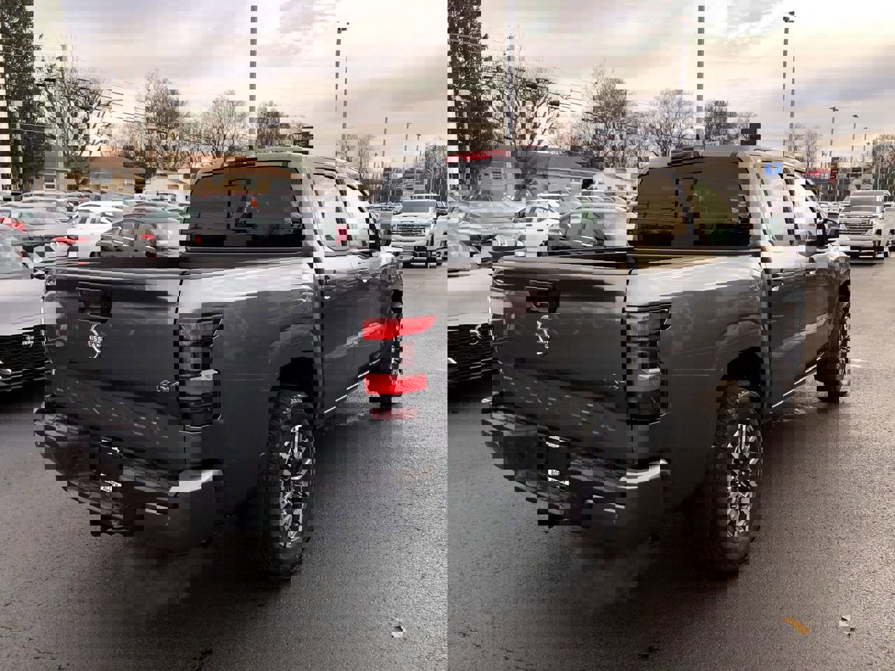 New 2026 Nissan Frontier SV w/ Tow Package image 13