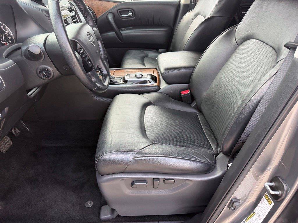 Used 2024 Nissan Armada SL w/ Captain's Chairs Package AWD/4WD image 10