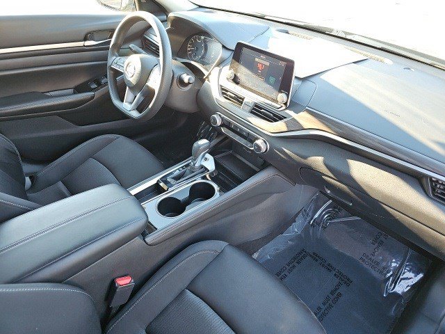 Used 2023 Nissan Altima 2.5 SV image 14
