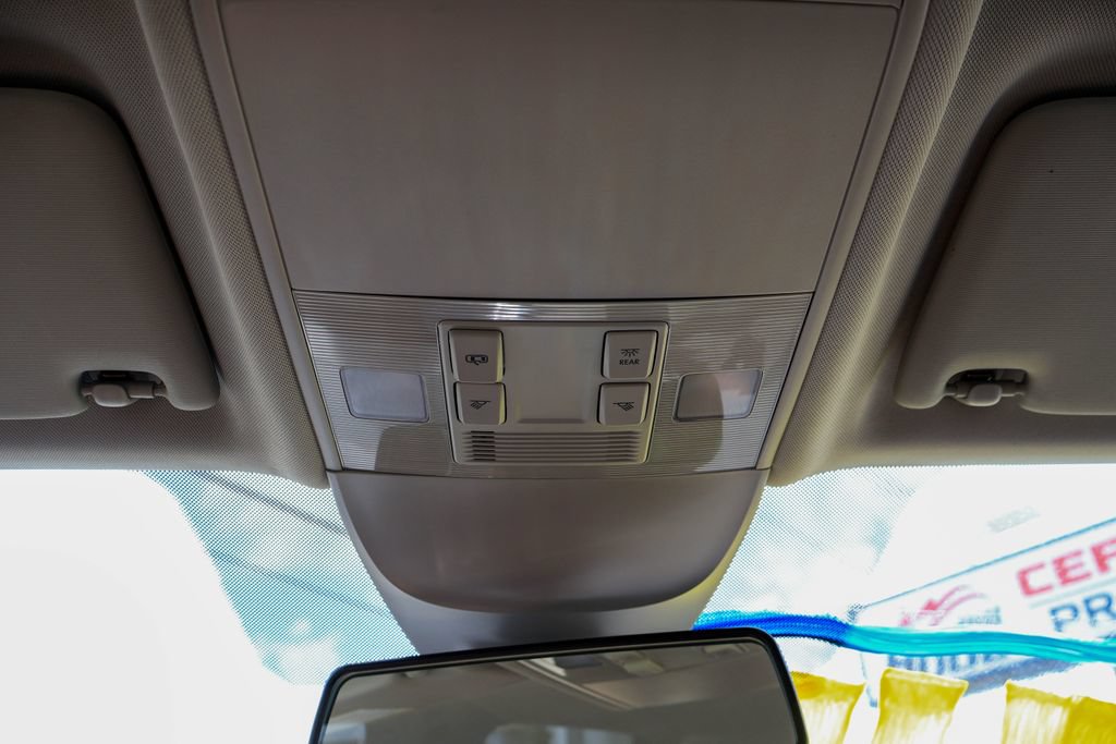 Used 2022 Volkswagen Taos S FWD image 18
