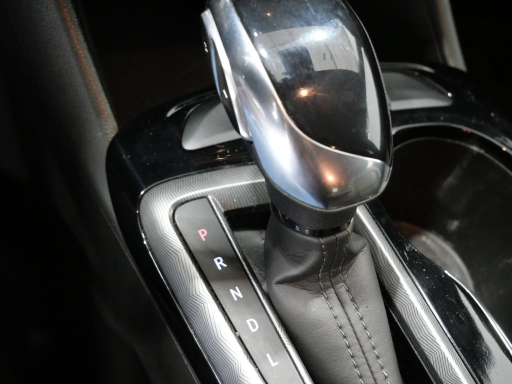 Used 2025 Buick Envista Sport Touring FWD image 21