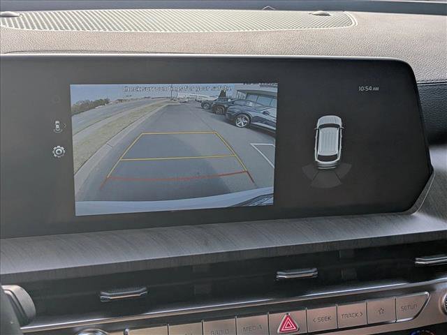 Used 2024 Kia Telluride EX w/ EX Captain's Chair Package image 16