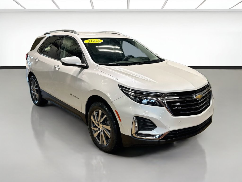 Used 2023 Chevrolet Equinox Premier AWD/4WD image 3
