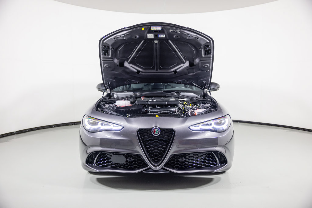 New 2026 Alfa Romeo Giulia AWD image 14