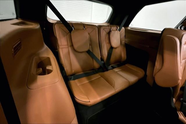 Used 2023 Lincoln Aviator Black Label w/ Class IV Trailer Tow Package image 29