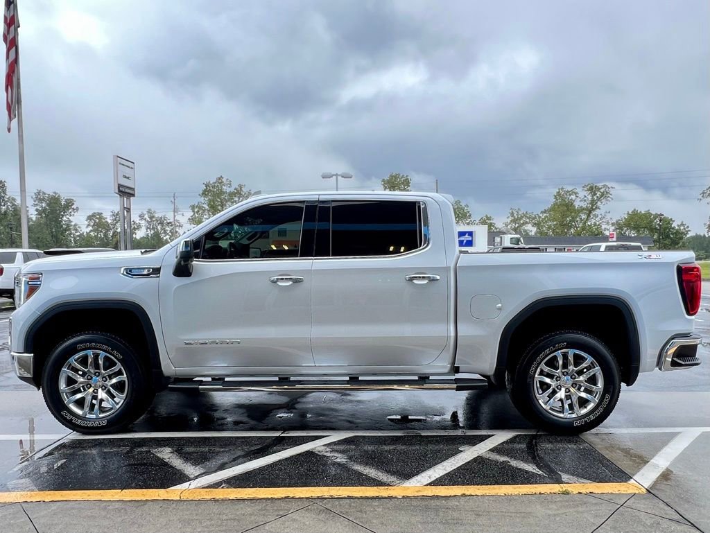 Used 2021 GMC Sierra 1500 SLT w/ SLT Premium Package image 9