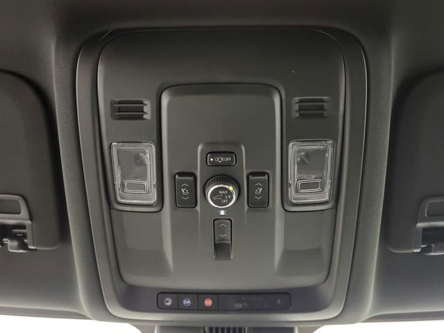 Used 2025 Chevrolet Tahoe Premier image 38