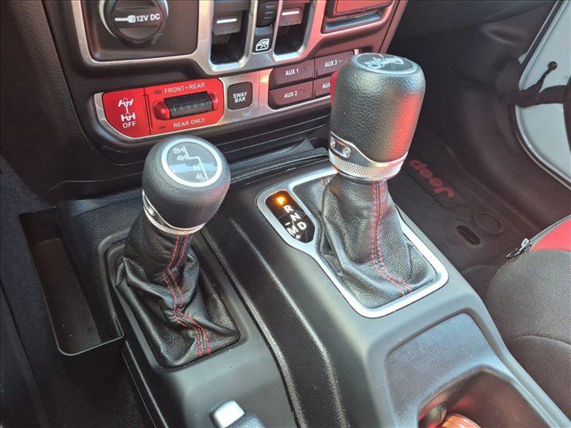 Used 2018 Jeep Wrangler Unlimited Rubicon AWD/4WD image 10
