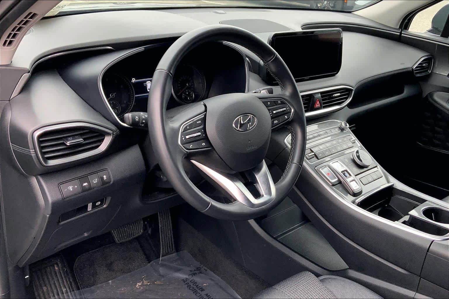 Used 2023 Hyundai Santa Fe SEL w/ Cargo Package image 17