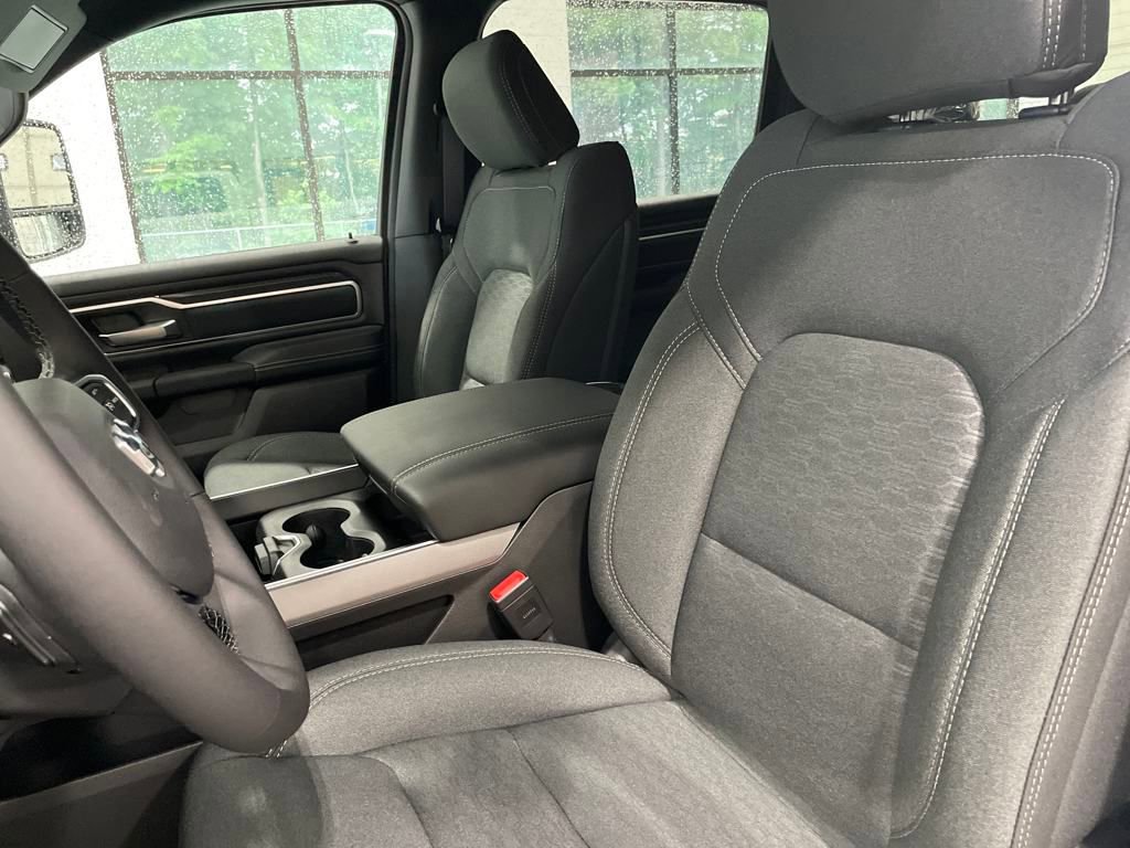 New 2026 RAM 1500 Big Horn AWD/4WD image 9