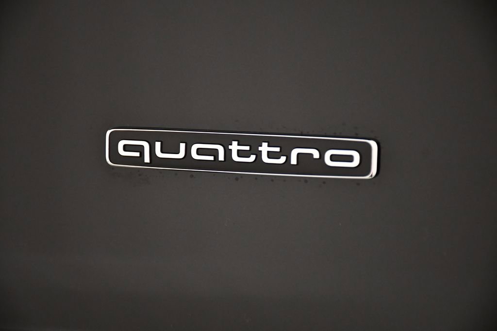 New 2025 Audi Q7 3.0T Premium Plus image 10