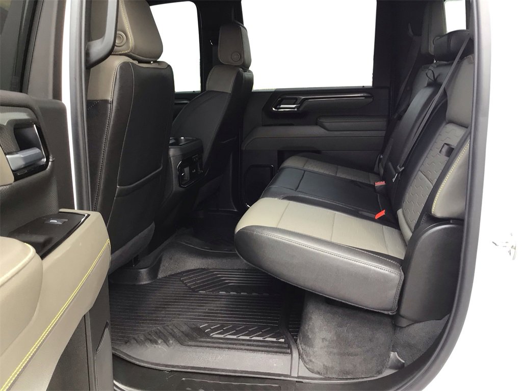 Used 2025 Chevrolet Silverado 2500 ZR2 w/ ZR2 Bison Edition image 10