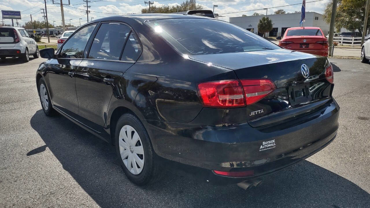 Used 2015 Volkswagen Jetta S image 6