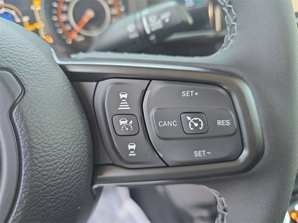 New 2025 Jeep Gladiator Sport image 19