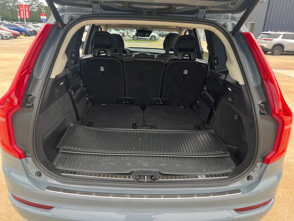 Used 2021 Volvo XC90 T6 Momentum w/ Protection Package Premier AWD/4WD image 24
