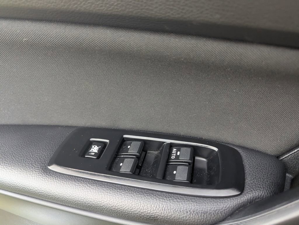 Used 2019 Ford Ranger XL w/ Equipment Group 101A Mid image 17