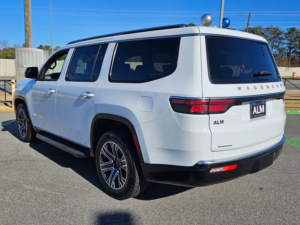 Used 2023 Jeep Wagoneer Series II image 11