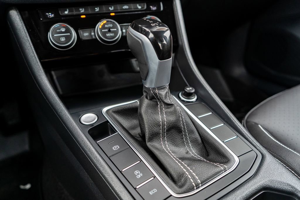 Used 2024 Volkswagen Jetta SE image 26