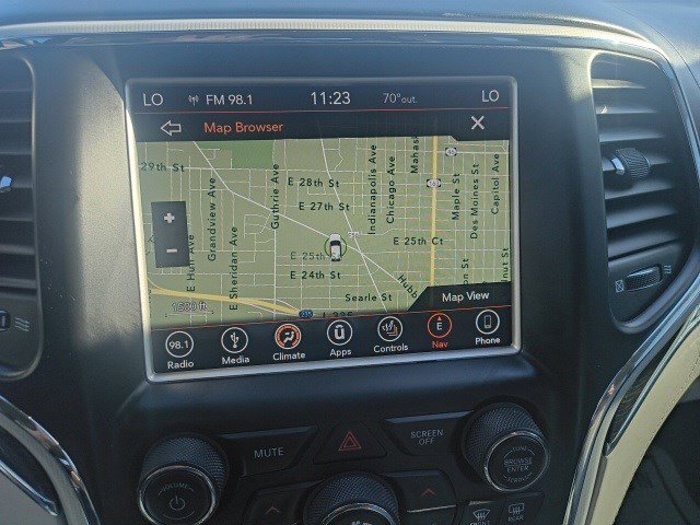 Used 2018 Jeep Grand Cherokee Summit image 25