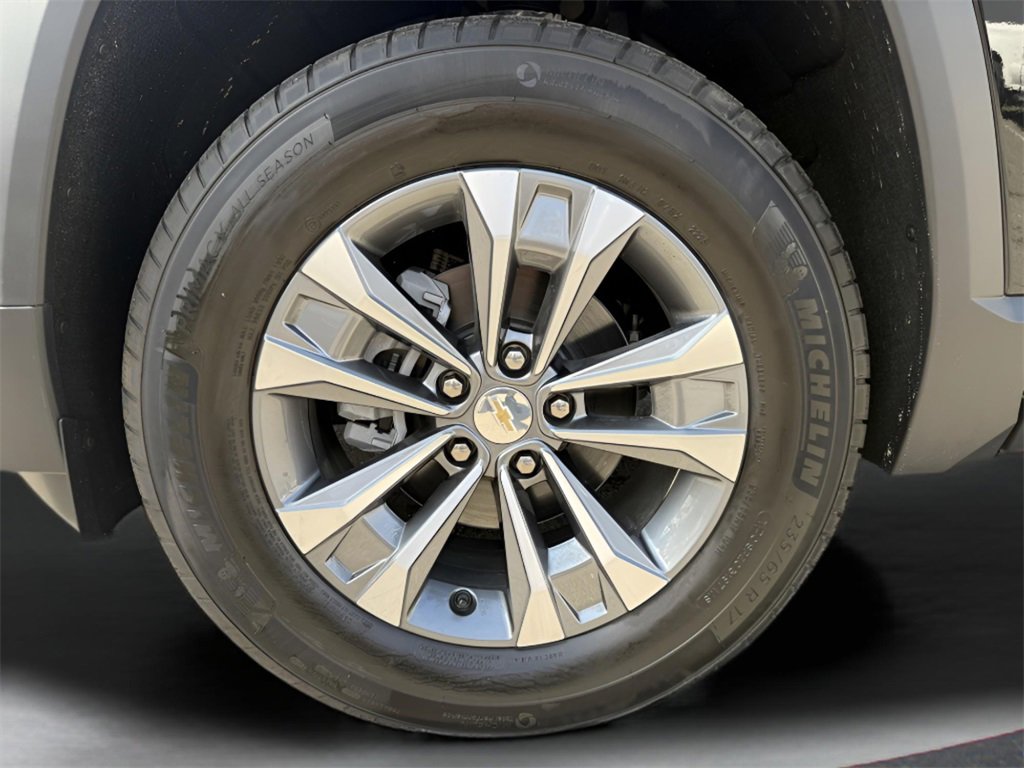 New 2026 Chevrolet Equinox LT w/ Convenience Package II image 9