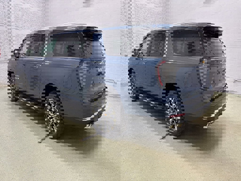 New 2026 Chevrolet Suburban High Country w/ Sun And Tow Package image 5