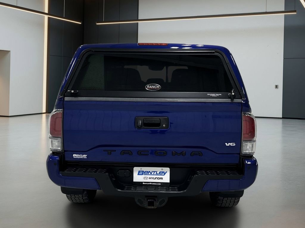 Used 2023 Toyota Tacoma TRD Sport w/ TRD Premium Sport Package image 5