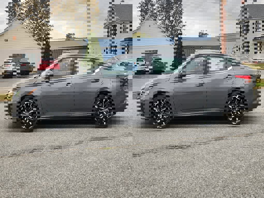 New 2025 Nissan Altima 2.5 SR w/ SR Premium Package FWD image 5