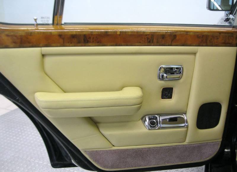 Used 1987 Bentley Turbo R RWD image 22
