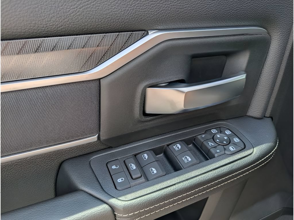 New 2026 RAM 3500 Big Horn AWD/4WD image 10