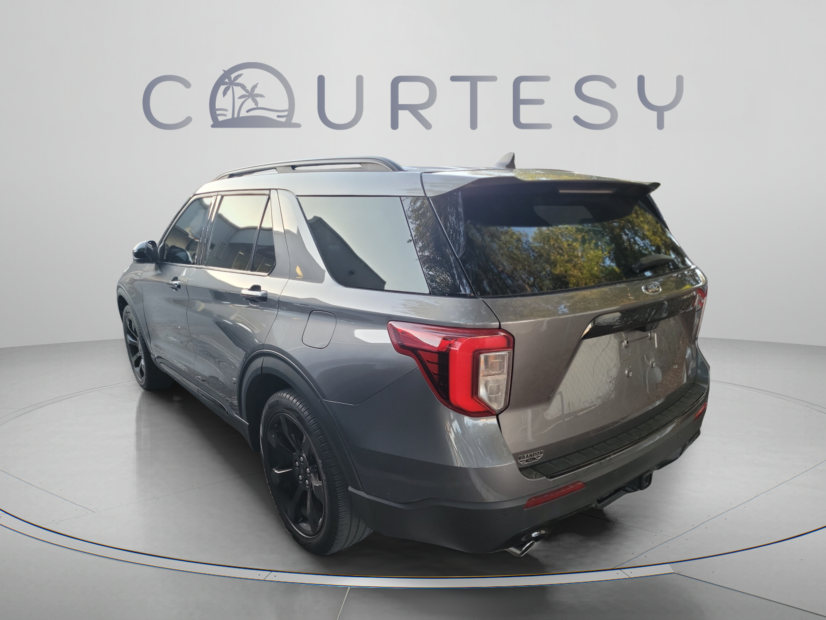 Used 2023 Ford Explorer ST-Line w/ Class IV Trailer Tow Package RWD image 7