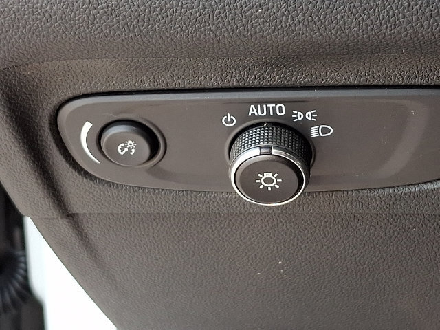 Used 2023 Buick Envision Preferred AWD/4WD image 24