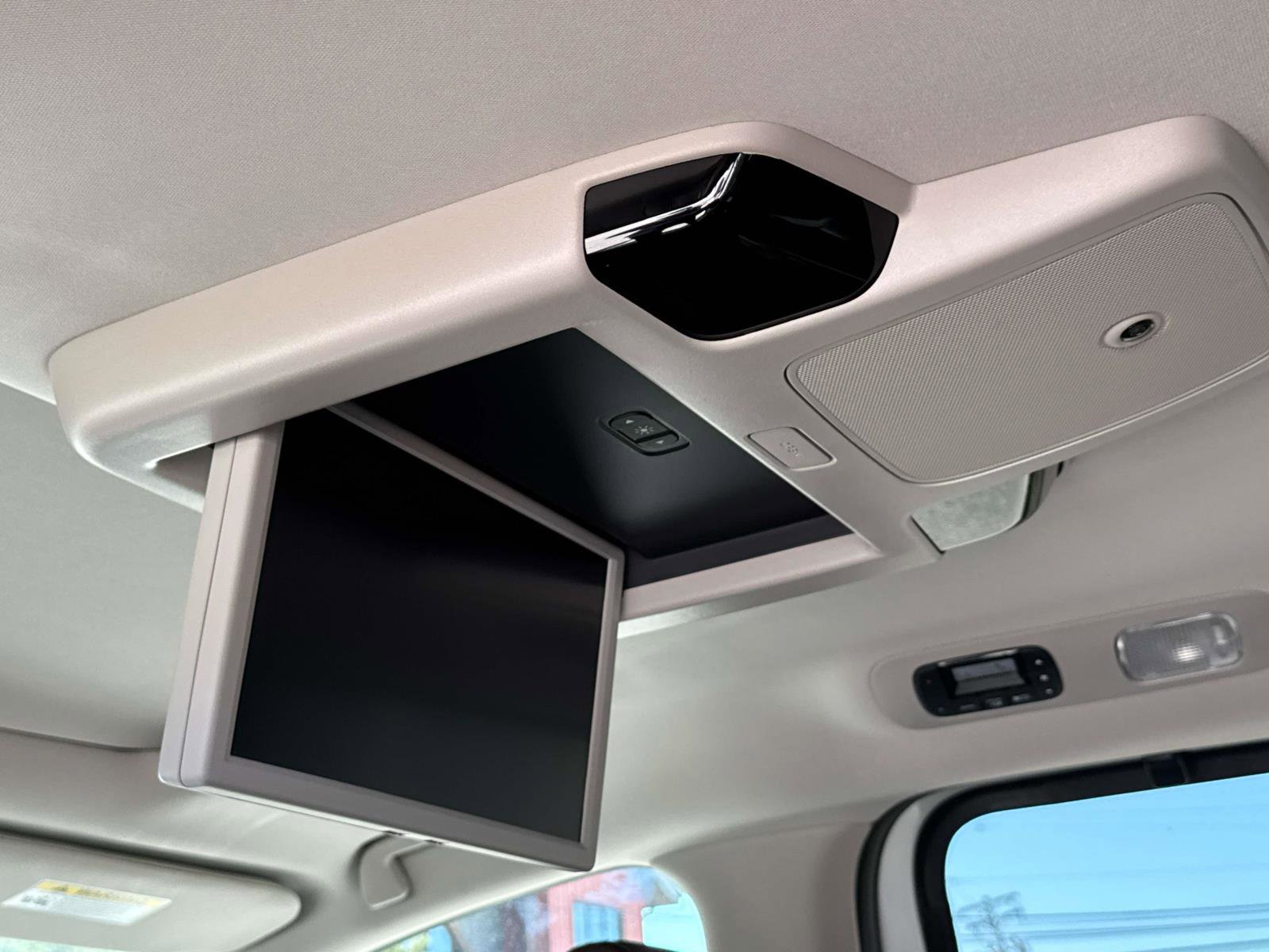 New 2026 Honda Odyssey Elite image 3