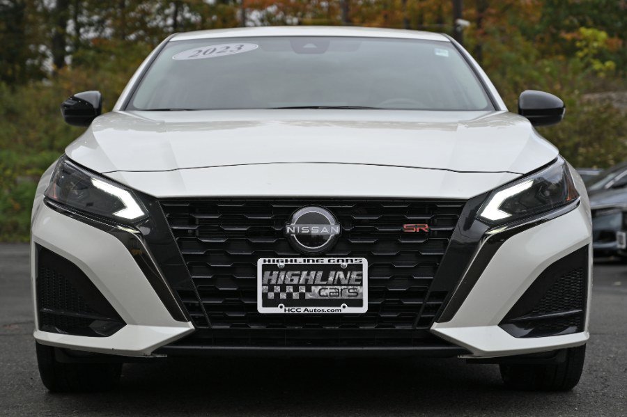 Used 2023 Nissan Altima 2.5 SR w/ SR Premium Package image 12