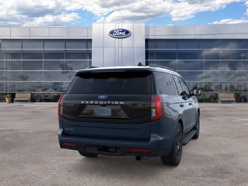 New 2026 Ford Expedition Active RWD image 8