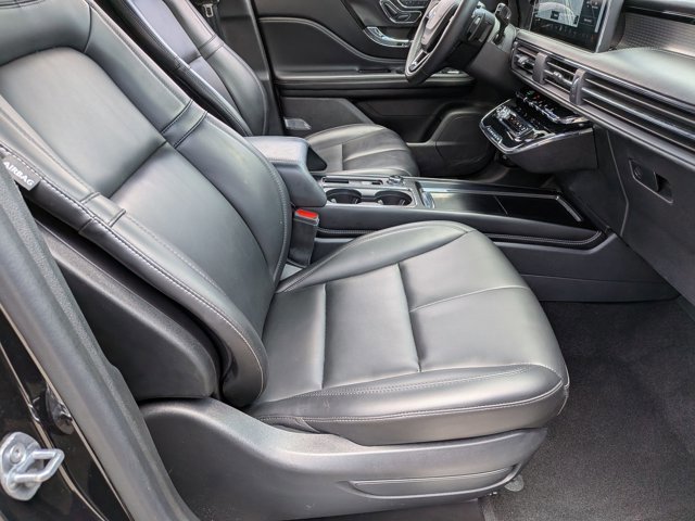 Used 2024 Lincoln Corsair FWD image 19