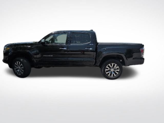 Used 2023 Toyota Tacoma Limited AWD/4WD image 13