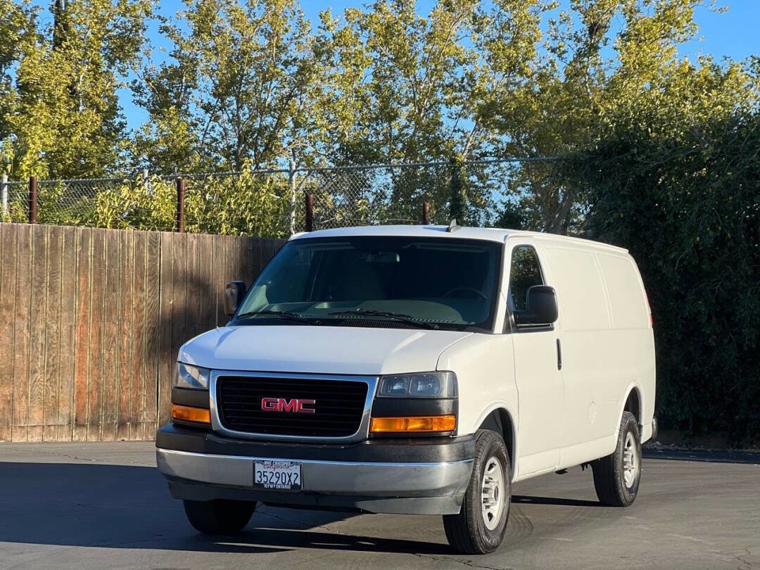 Used 2020 GMC Savana 2500 w/ Driver Convenience Package RWD image 1