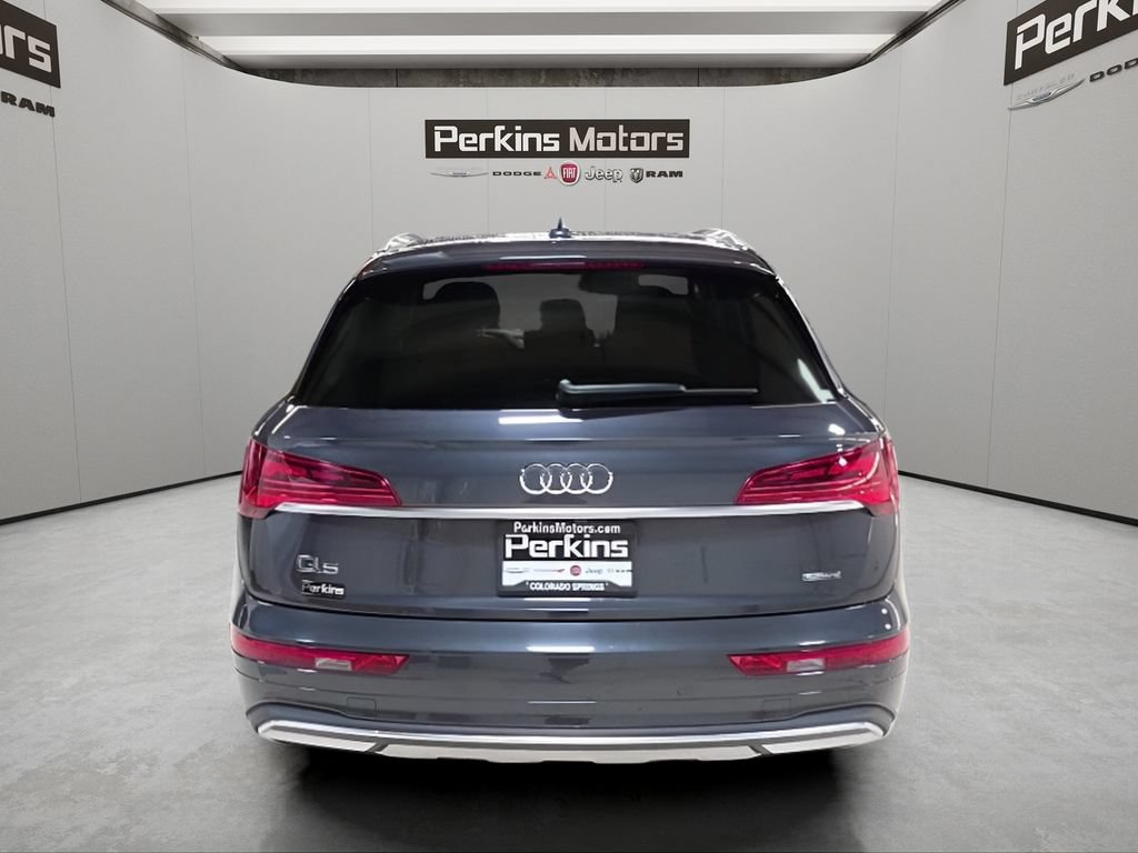 Used 2023 Audi Q5 2.0T Premium w/ Convenience Package AWD/4WD image 4